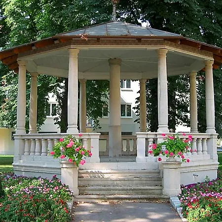 Junges Tulln - Noe Jugendherbergswerk 旅馆 *