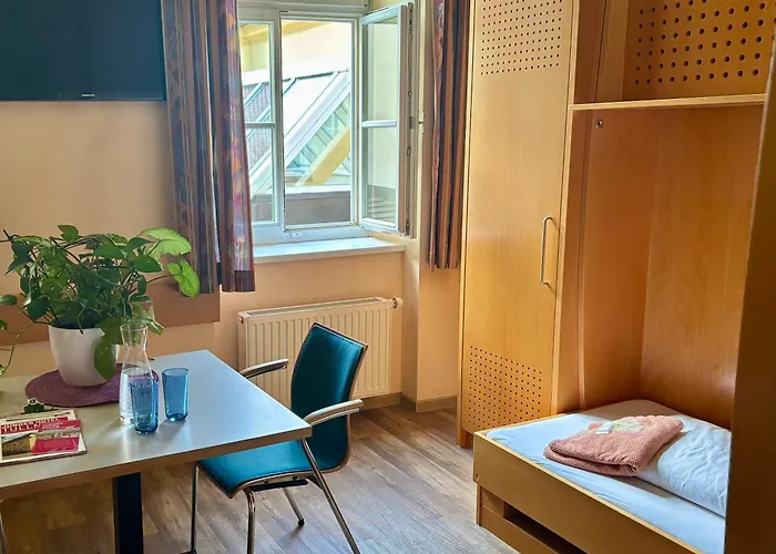 Junges Tulln - Noe Jugendherbergswerk *